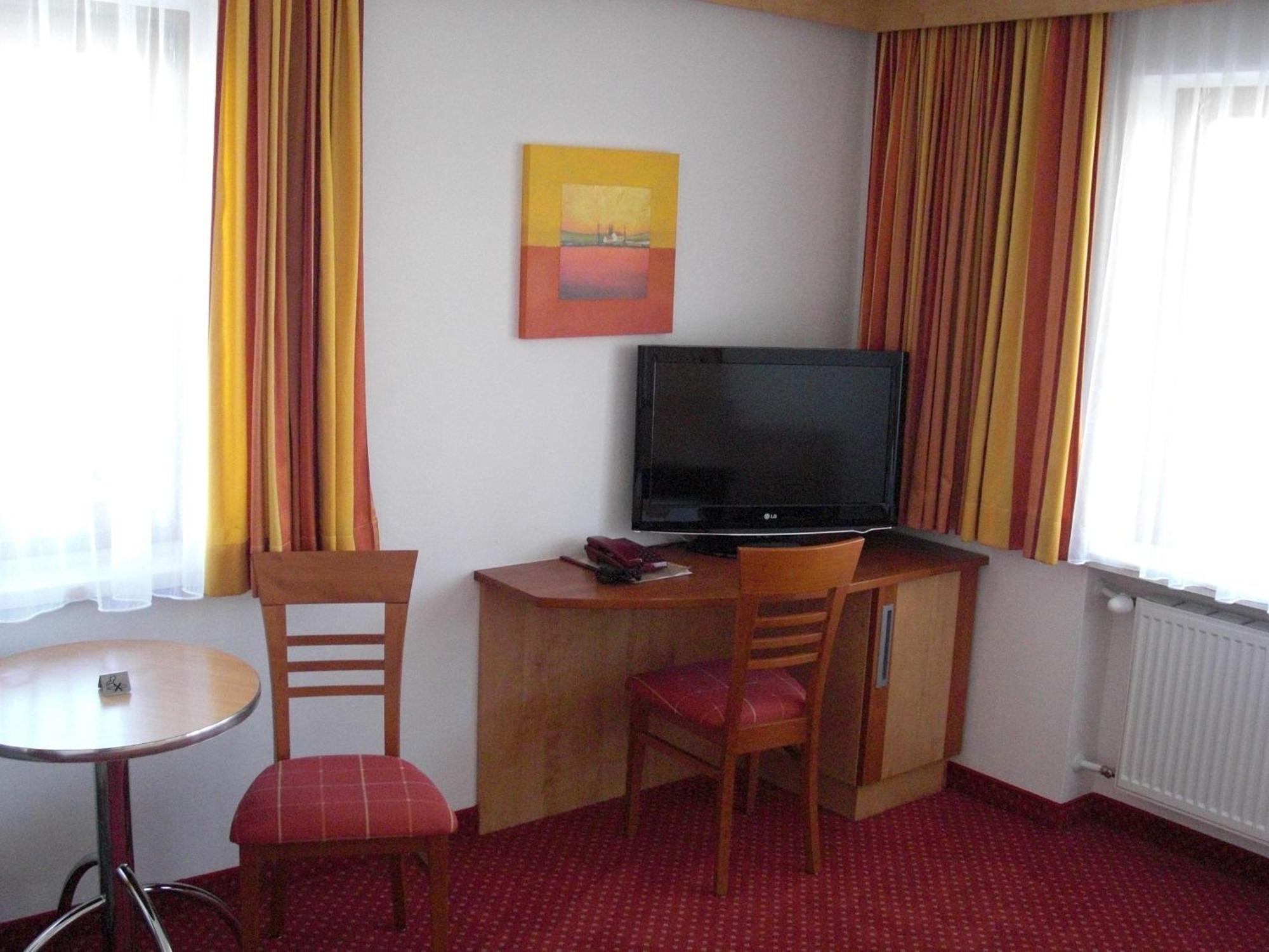 Hotel-Pension Flora ザールバッハ・ヒンターグレム 部屋 写真
